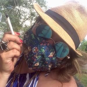 Meet your Posher, Julie